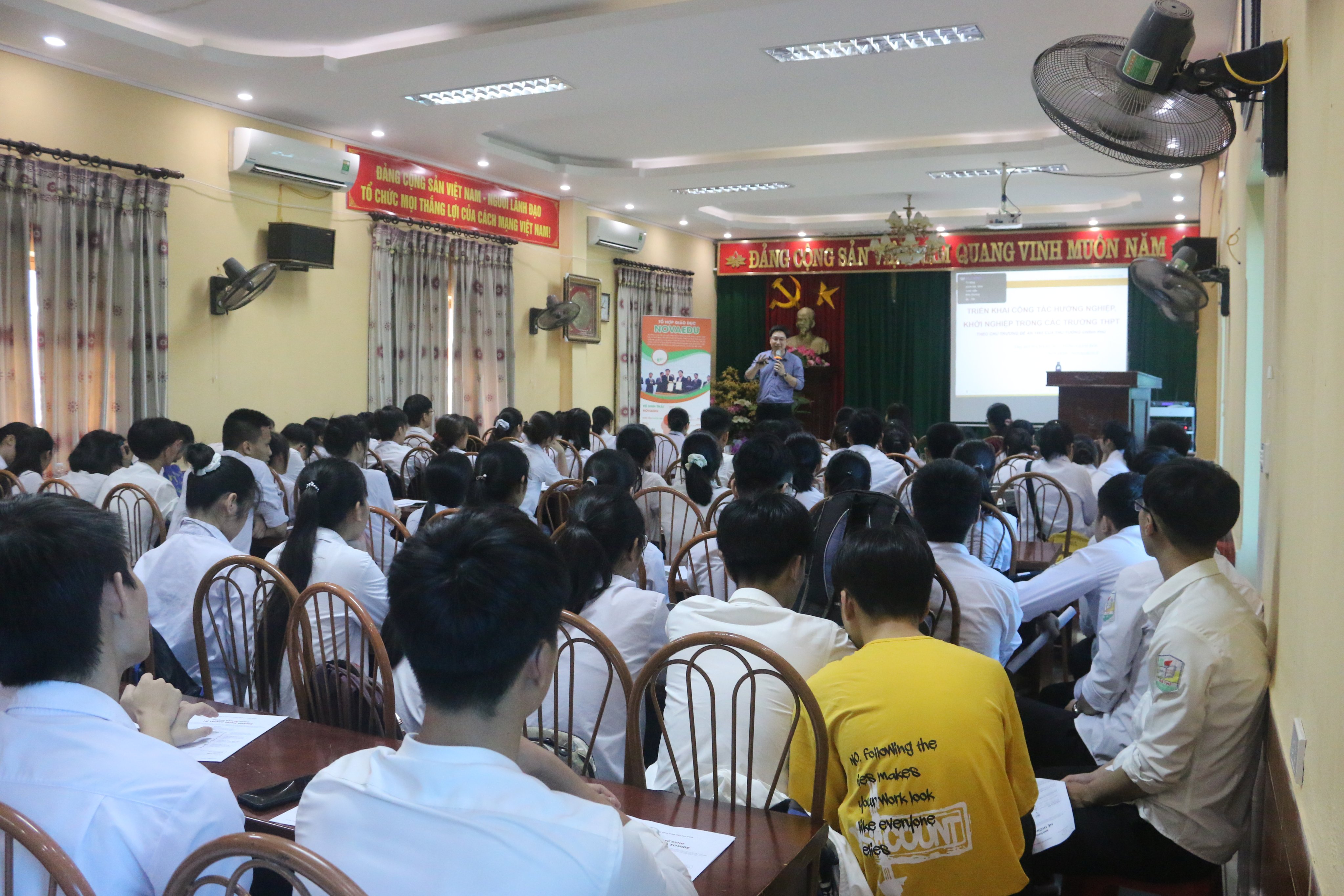 Chương trình hướng nghiệp toàn diện tại tỉnh Ninh Bình